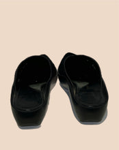 Load image into Gallery viewer, Robert Clergerie Hide Clog Size 6