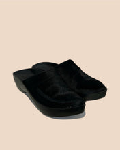 Load image into Gallery viewer, Robert Clergerie Hide Clog Size 6