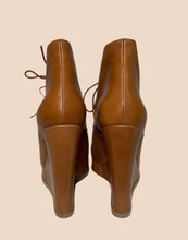 Load image into Gallery viewer, RARE Jil Sander Toffee Soft Leather Wedge Bootie Size 37