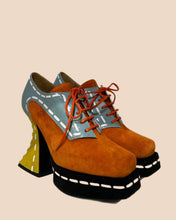 Load image into Gallery viewer, John Fluevog RARE Iconic Original Munster Contrast Stitching Size 7