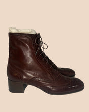 Load image into Gallery viewer, Marc Jacobs Burgundy Antique Style Boots Size 37