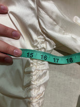 Load image into Gallery viewer, Zenobia 100% silk White Jacket/ Blouse Size US 8/ IT 44