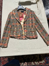Load image into Gallery viewer, Zenobia Pink Chanel Style Boucle Set (Skirt and Jacket) Size US 6/ IT 42