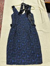 Load image into Gallery viewer, Thakoon Blue and Black Detail Sheath Dress Size IT 42/ US 6