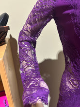 Load image into Gallery viewer, Stunning Purple Lace Gown Dress Size IT 42/ US 6