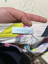 Load image into Gallery viewer, RARE Vintage Pucci Bright Iconic Pattern Capri Jeans Size 6