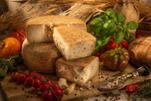 Load image into Gallery viewer, Fifth Town - Cape Vessey - (with or without truffle) - 130g
