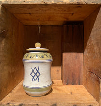 Load image into Gallery viewer, Antica Deruta -  Pionia Jar
