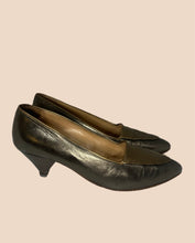 Load image into Gallery viewer, Maud Frizon Metallic Gold Kitten Heels Size 38.5
