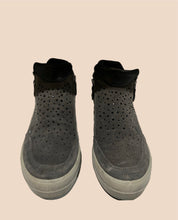 Load image into Gallery viewer, Igi&amp;Co Zip Up Bedazzled Sneakers Size 38
