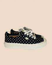 Load image into Gallery viewer, Cariuma Polka Dot Sneakers Size 7

