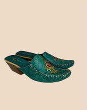 Load image into Gallery viewer, RARE Miz Mooz Turquoise Clogs Size 37
