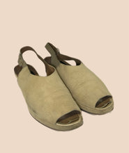 Load image into Gallery viewer, Blue Di Mauro Volponi Suede Sandals
