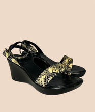 Load image into Gallery viewer, Airagni Snakeskin Wedge Sandals Size 39
