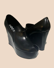Load image into Gallery viewer, RARE: Rochas Platform Wedge in Black
