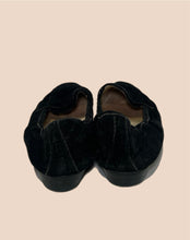 Load image into Gallery viewer, Guido Pasquali Milano Suede Loafer Slippers Size 39.5
