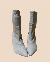 Load image into Gallery viewer, Yeezy Season 7 Cream Canvas Ankle Boot Size 37
