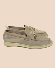 Load image into Gallery viewer, Lorno Piana Womens Suede Gray Loafers Rubber Heel Size IT 39
