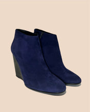 Load image into Gallery viewer, Pierre Hardy Blue Suede Bootie/wedge Heel Size 37
