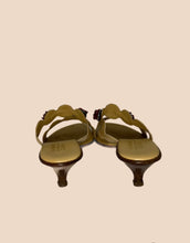 Load image into Gallery viewer, De Mario Capri Red Gem Sandals Size 39

