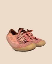 Load image into Gallery viewer, The Art Company Pink Sneakers Size 7
