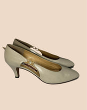 Load image into Gallery viewer, A Testoni White Leather Kitten Heels Size 38.5
