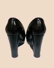 Load image into Gallery viewer, RARE: Rochas Platform Wedge in Black
