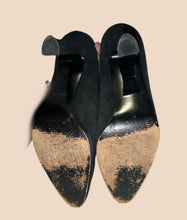Load image into Gallery viewer, Sergio Rossi Black Suede Pump Size 38.5
