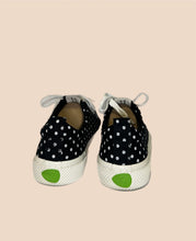 Load image into Gallery viewer, Cariuma Polka Dot Sneakers Size 7
