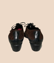 Load image into Gallery viewer, Lorenzo Banfi Leather and Suede Oxford Size 38.5
