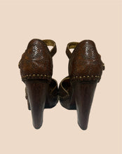 Load image into Gallery viewer, Prada Calzature Donna Platform Heels
