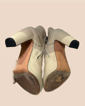 Load image into Gallery viewer, Roland Mouret Cream Bootie Heels Size 37
