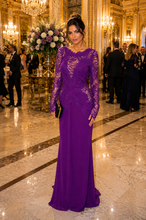 Load image into Gallery viewer, Stunning Purple Lace Gown Dress Size IT 42/ US 6
