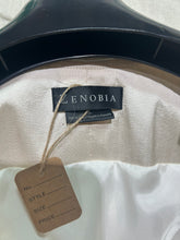 Load image into Gallery viewer, Zenobia 100% silk White Jacket/ Blouse Size US 8/ IT 44
