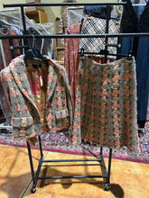 Load image into Gallery viewer, Zenobia Pink Chanel Style Boucle Set (Skirt and Jacket) Size US 6/ IT 42
