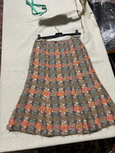 Load image into Gallery viewer, Zenobia Pink Chanel Style Boucle Set (Skirt and Jacket) Size US 6/ IT 42
