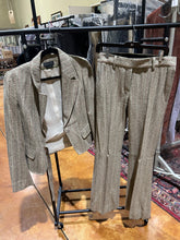 Load image into Gallery viewer, Zenobia Gray Tweed Wrap Blazer with Pants Size 4/6
