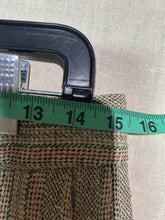 Load image into Gallery viewer, Zenobia Gray Tweed Wrap Blazer with Pants Size 4/6
