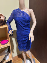 Load image into Gallery viewer, Vintage Emilio Pucci Blue Lace Dress Size Size IT 42/ US 6
