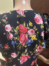 Load image into Gallery viewer, Dolce Gabbana Floral Knee Length Dress Size US 2/ IT 40
