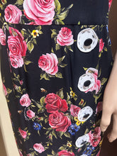 Load image into Gallery viewer, Dolce Gabbana Floral Knee Length Dress Size US 2/ IT 40
