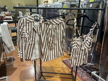 Load image into Gallery viewer, Zenobia Striped 90s Suit (Jacket, skirt, shirt) Size IT 42/ US 6
