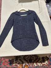 Load image into Gallery viewer, Vintage Navy Blue Skirt Set (Top and Skirt) Size IT 42/ US 6
