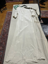 Load image into Gallery viewer, Sunny Choi Silk Simple Ivory Wedding Dress Size IT 42/ US 6/8
