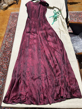 Load image into Gallery viewer, Nina Ricci Snake Print Red/ Burgundy Gown Size EU 40/US 8 /IT44
