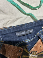 Load image into Gallery viewer, Vintage DSquared Stretch Denim Jeans Size 29
