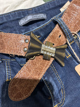 Load image into Gallery viewer, Vintage DSquared Stretch Denim Jeans Size 29
