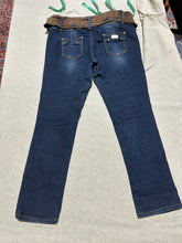 Load image into Gallery viewer, Vintage DSquared Stretch Denim Jeans Size 29

