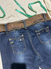 Load image into Gallery viewer, Vintage DSquared Stretch Denim Jeans Size 29
