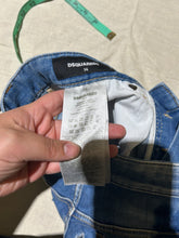 Load image into Gallery viewer, Dolce Gabbana Canadian Leaf Jeans Size 36
